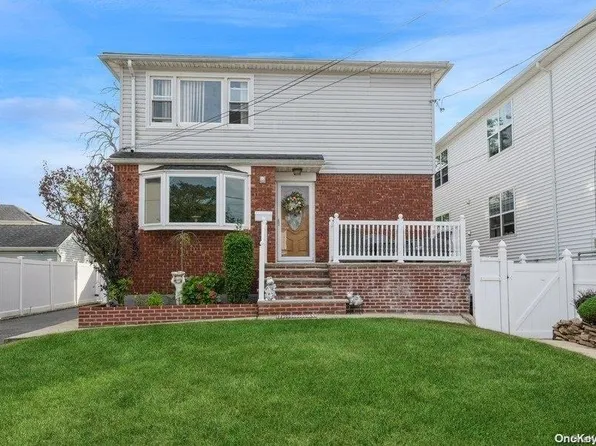 111 Franklin Street, East Rockaway, NY 11518