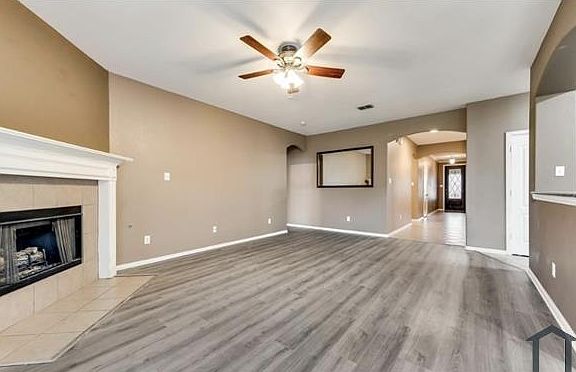 5th image of 1113 Crest Meadow Dr