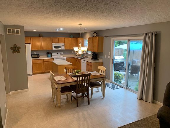5th image of 5415 Sunrise View Cir