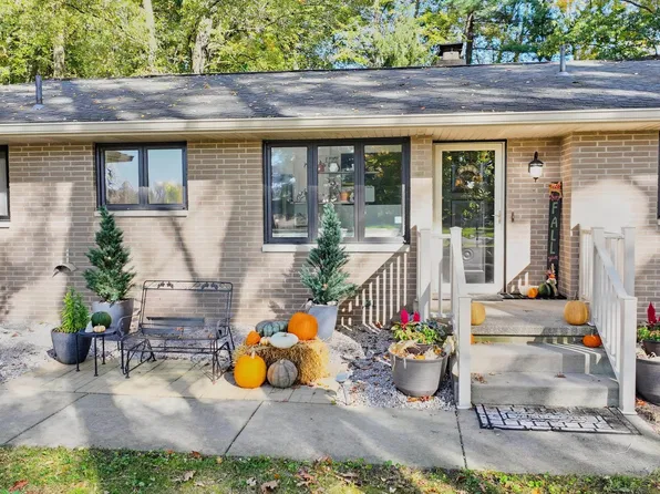 12340 Scott Rd, Freeland, MI 48623