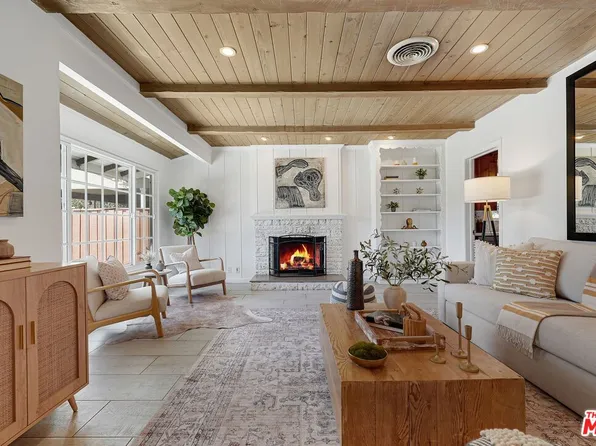 5350 Fallbrook Ave, Woodland Hills, CA 91367