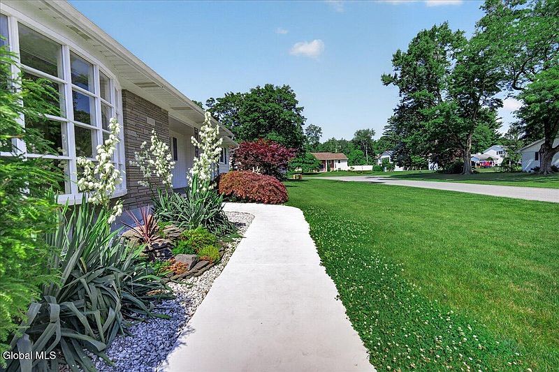 2nd image of 2264 Preisman Drive