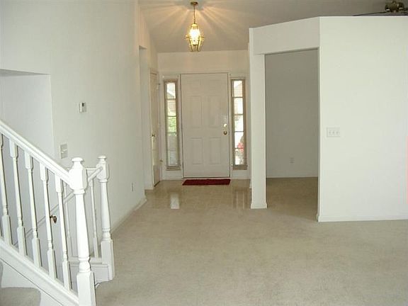 4th image of 6751 Wintergreen Pl