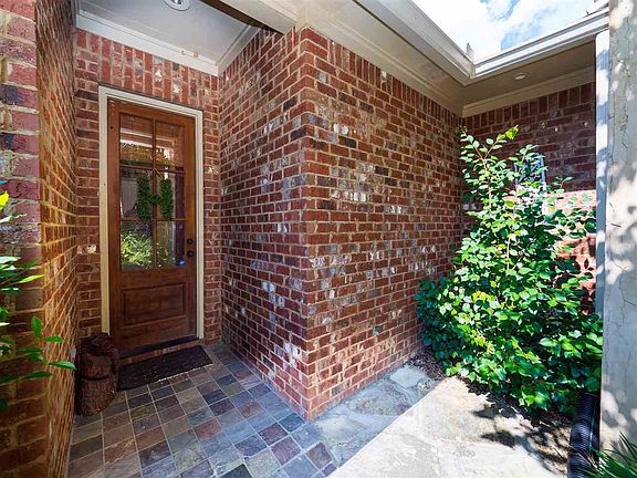 4th image of 188 Wrights Mill Dr