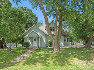 2804 N 155th Ter, Basehor, KS 66007