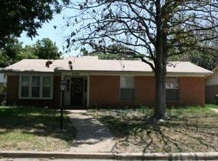 6306 May Dr, Waco, TX 76710