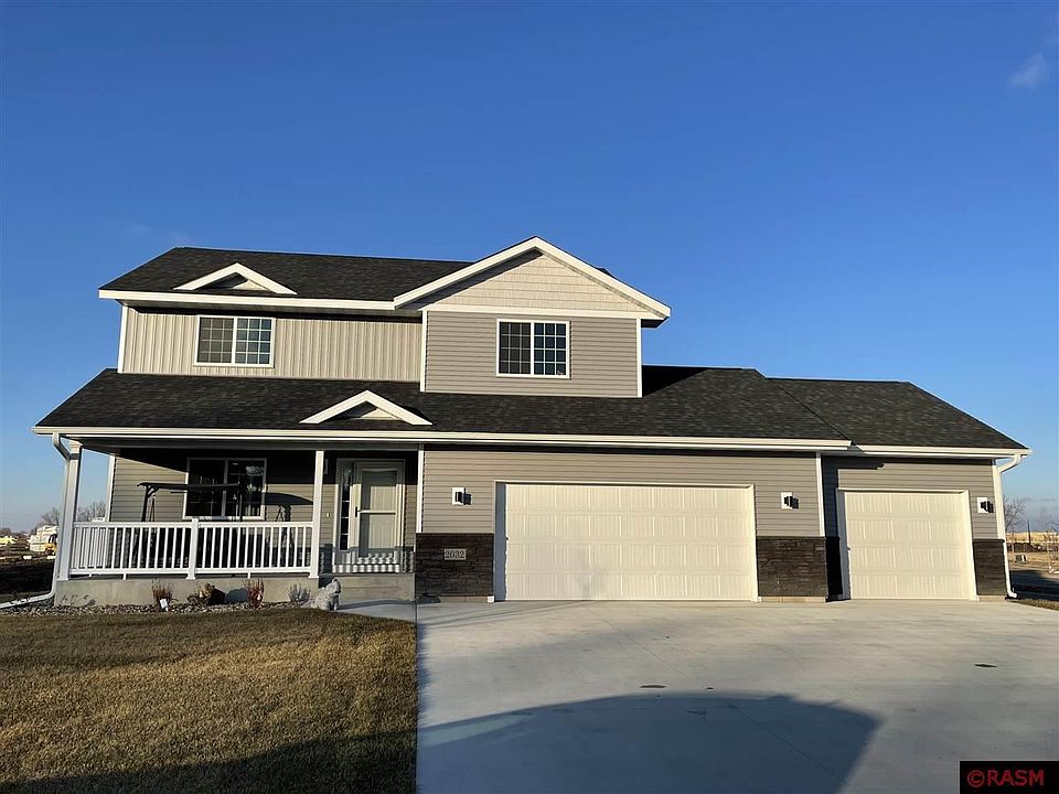 1st image of 2032 Bluestem Dr