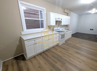 152 S 10th St #11, Newark, NJ 07107