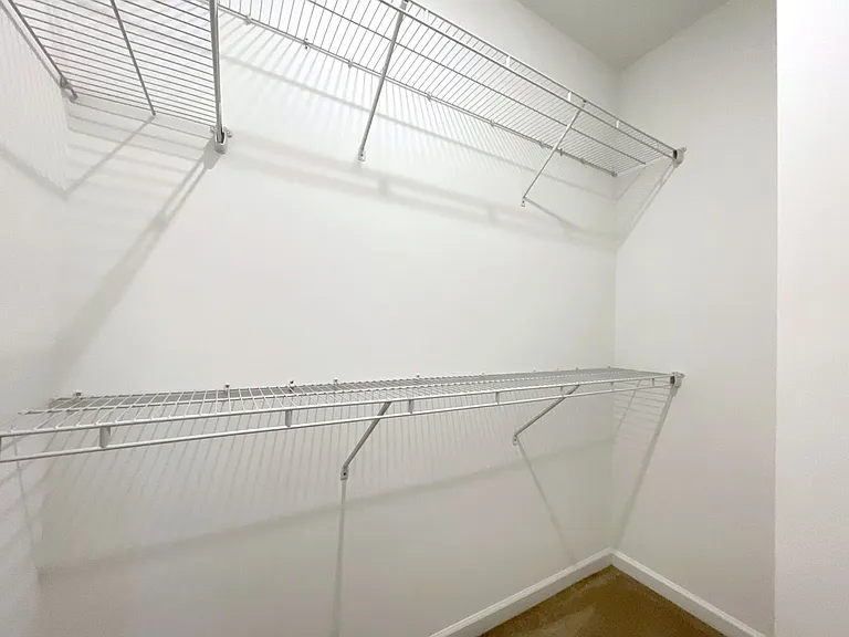 Orchard Grove Apartments — Photo 19