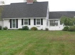 62 Florence Rd, Easthampton, MA 01027