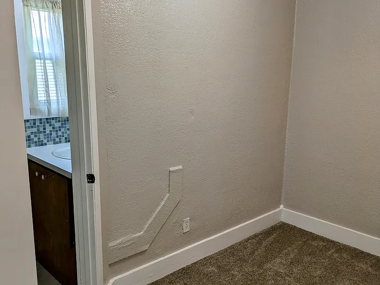 4461 Eaton St #2B — Photo 6