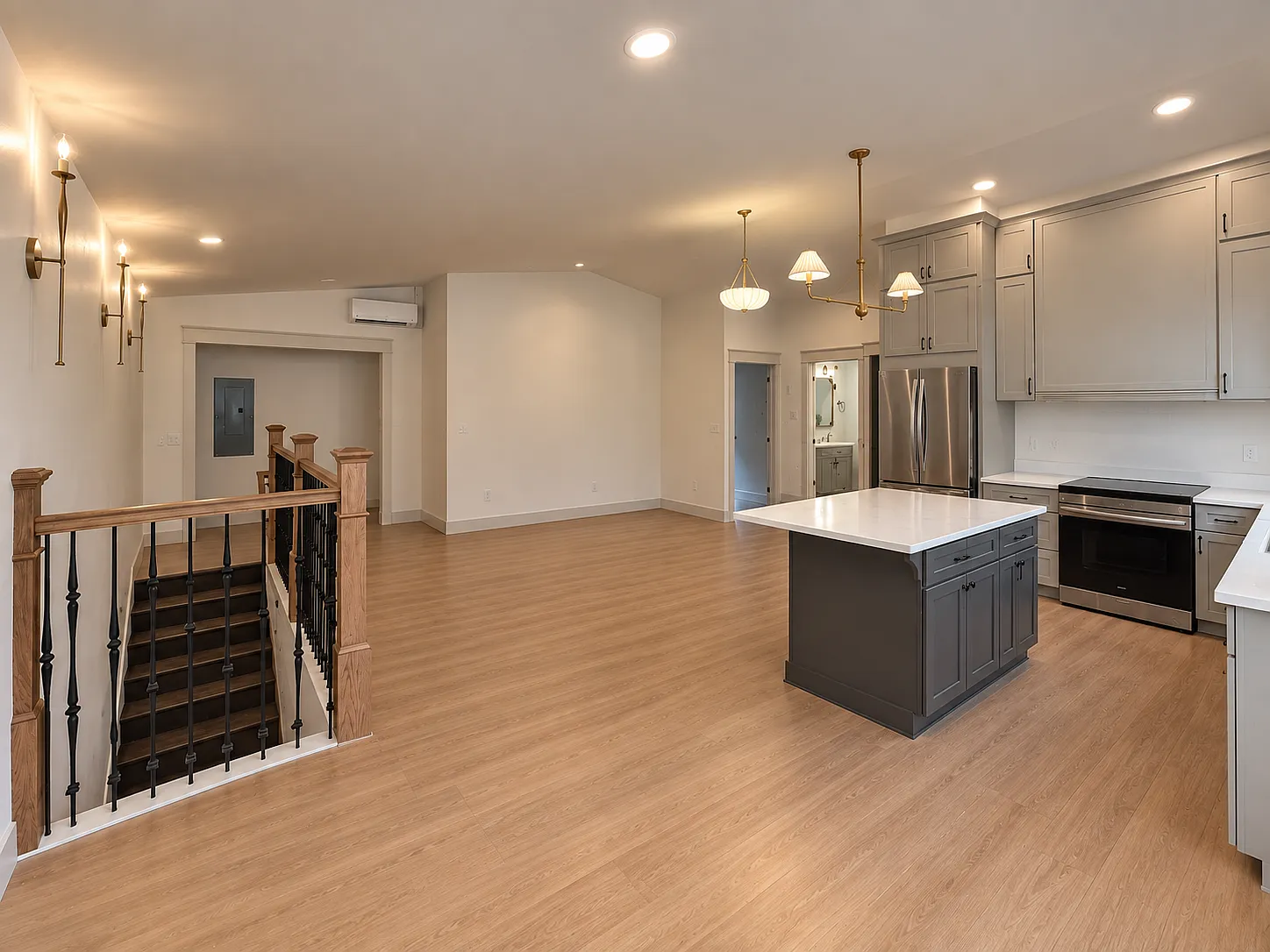 2 bed, $2,600 — Photo 4