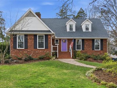 520 Staffordshire Rd, Winston Salem, NC, 27104