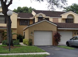 9855 NW 1st Ct, Plantation, FL 33324