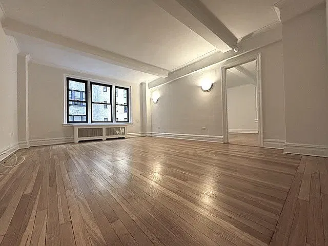 404 East 55th Street — Photo 1