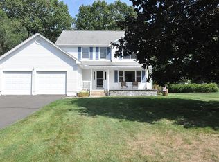 20 Cody Cir, South Windsor, CT 06074