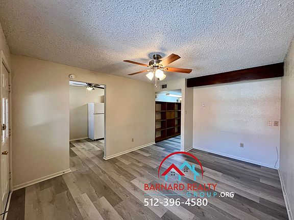 5th image of 1223 W Hopkins St #4