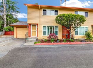 18500 NE Wasco St, Portland, OR 97230