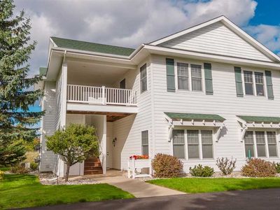 09495-15 Summerhouse Dr, Charlevoix, MI, 49720