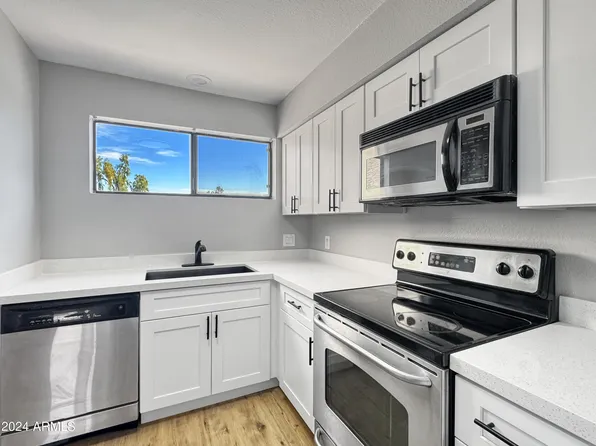 11640 N 51ST Avenue #249, Glendale, AZ 85304