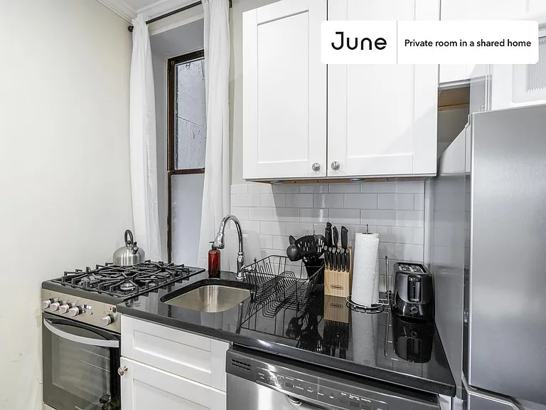 133 Avenue D #A — Photo 4