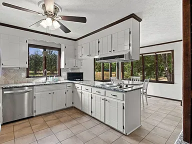 Property photo 59