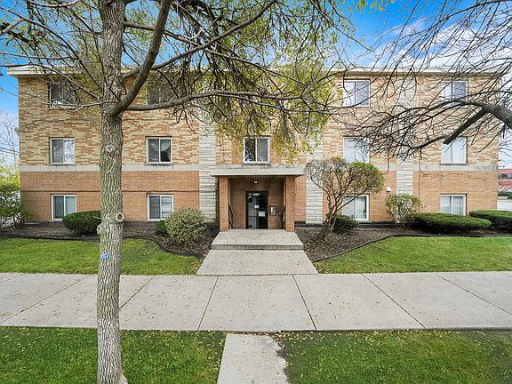 3rd image of 5209 S Leclaire Ave APT 2A