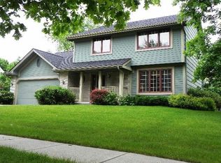 802 Ashwood Dr, Huxley, IA 50124