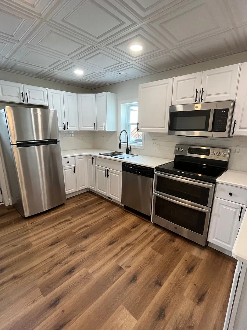 820 Main Street LLC — Photo 1