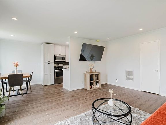 2nd image of 3734 S Canfield Ave APT 330