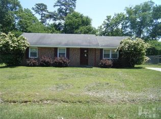 211 Berry Ct, Castle Hayne, NC 28429
