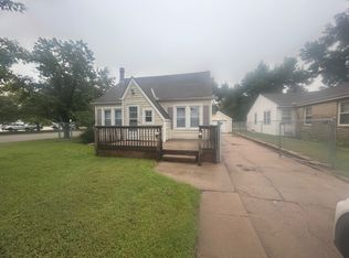 122 N Wichita St, Haven, KS 67543