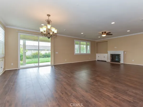 18295 Long Leaf Pine Ct, San Bernardino, CA 92407