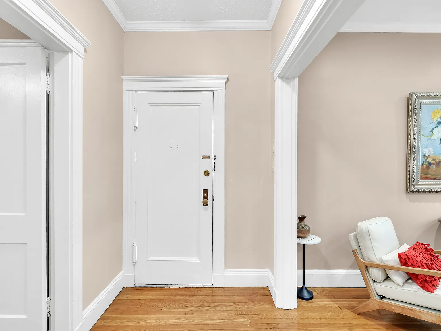 1 bed, 557 sqft, $2,700 — Photo 4