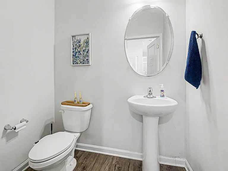 49 Fairhill Ave — Photo 11