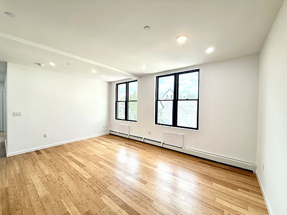 3rd image of 150-07 41st Ave #3F