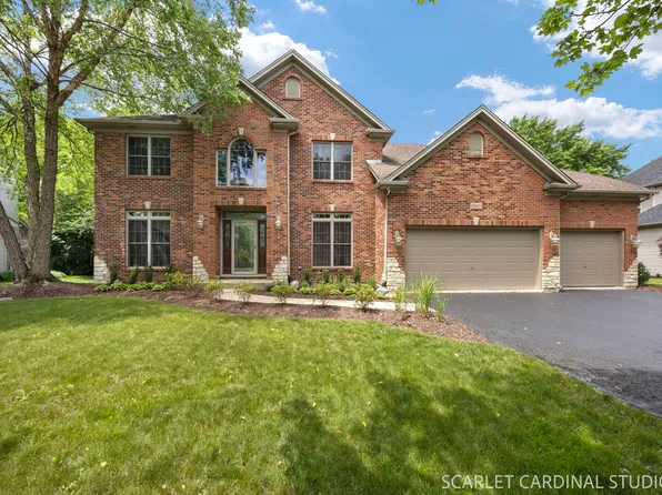 609 Spruce Ct, Oswego, IL 60543