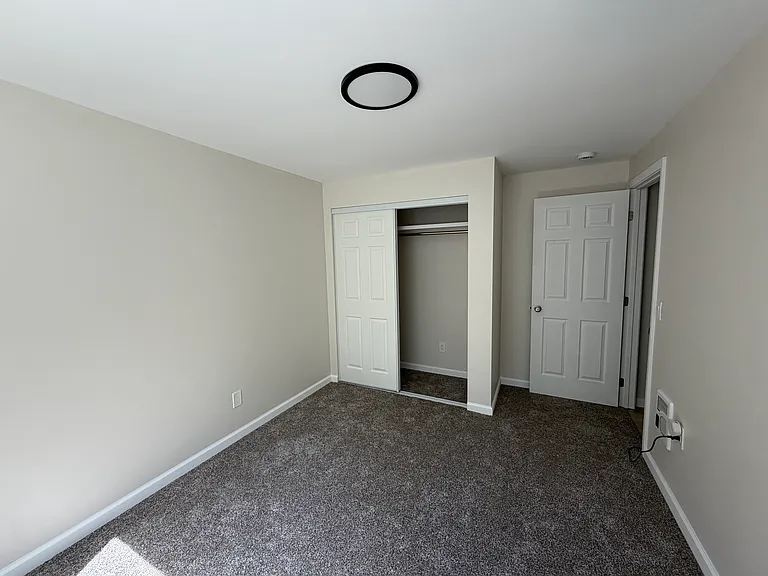 2409 Williams Rd — Photo 7