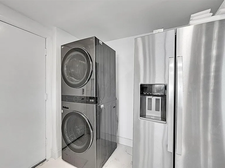 1401 S Ocean Dr #304 — Photo 11