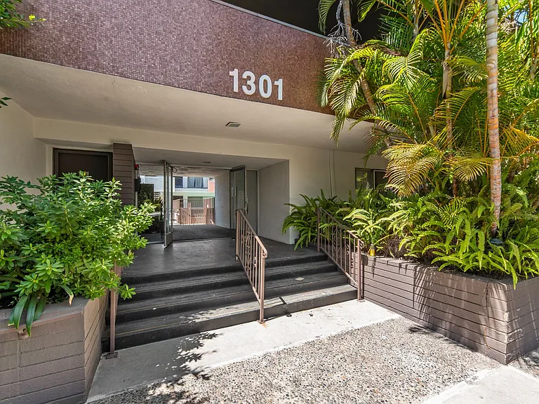 TALA Local at 1301 Havenhurst — Photo 13