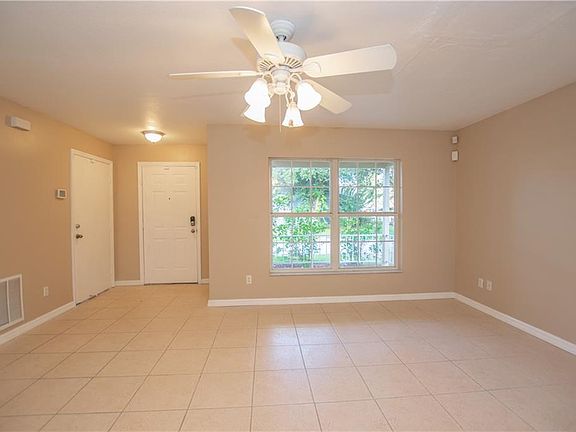 5th image of 619 Cassine Dr
