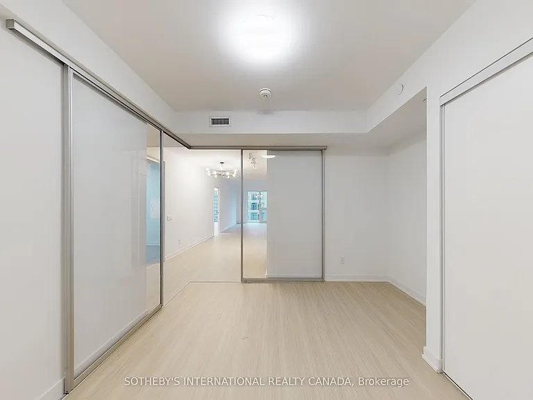 8 Wellesley St W #707 — Photo 20