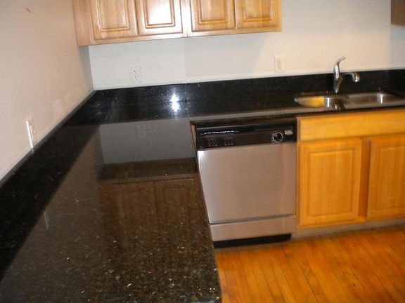 3rd image of 1951 W 26th St APT 306