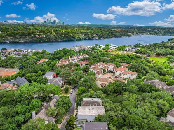 2004 Rue De St, Austin, TX 78746