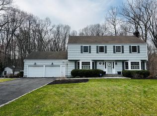 19 Deer Run Rd, South Salem, NY 10590