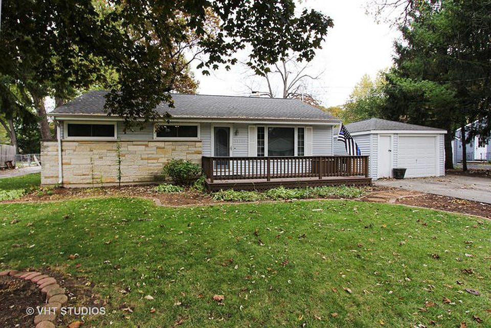 1st image of 16108 W Des Plaines Dr