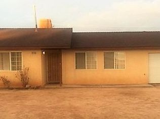 10590 Quinault Rd, Apple Valley, CA 92308