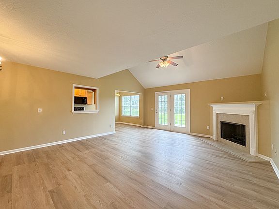 2nd image of 304 Brina Rd