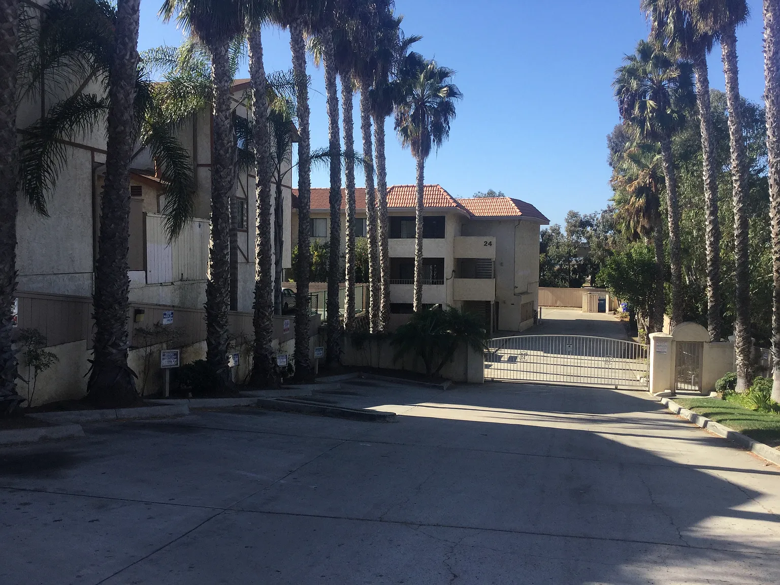 Bay Pointe Apartments — Photo 2
