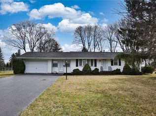 38 Lavaine Way, Rochester, NY 14623
